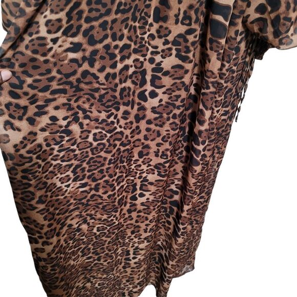 Missguided Long Animal Print Dress 14 - Picture 5 of 9